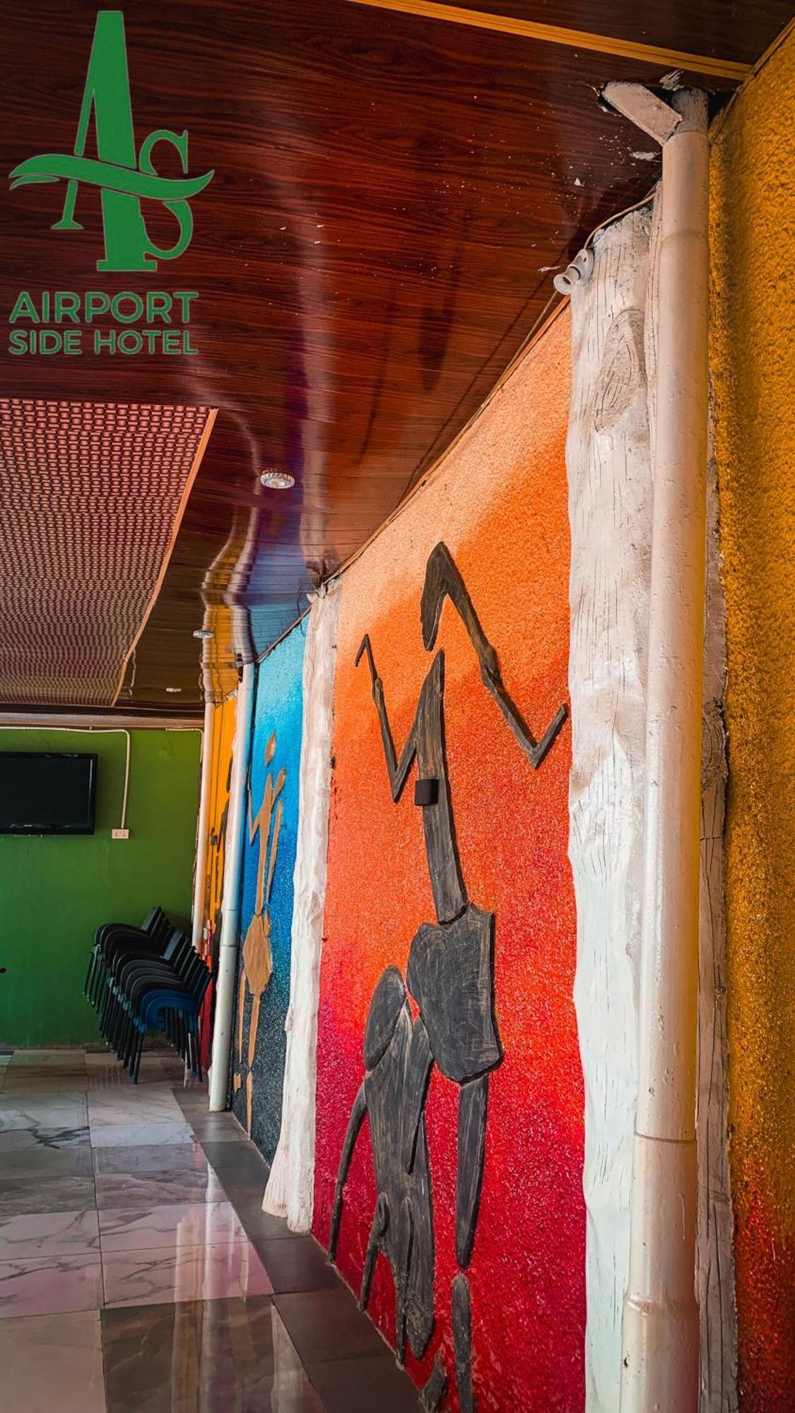 Airport Side Hotel Accra Exterior photo